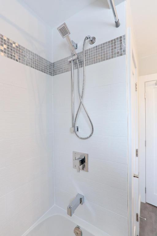 Boardwalk Homes - Executive Guest Rooms & Townhomes Kitchener Habitación foto