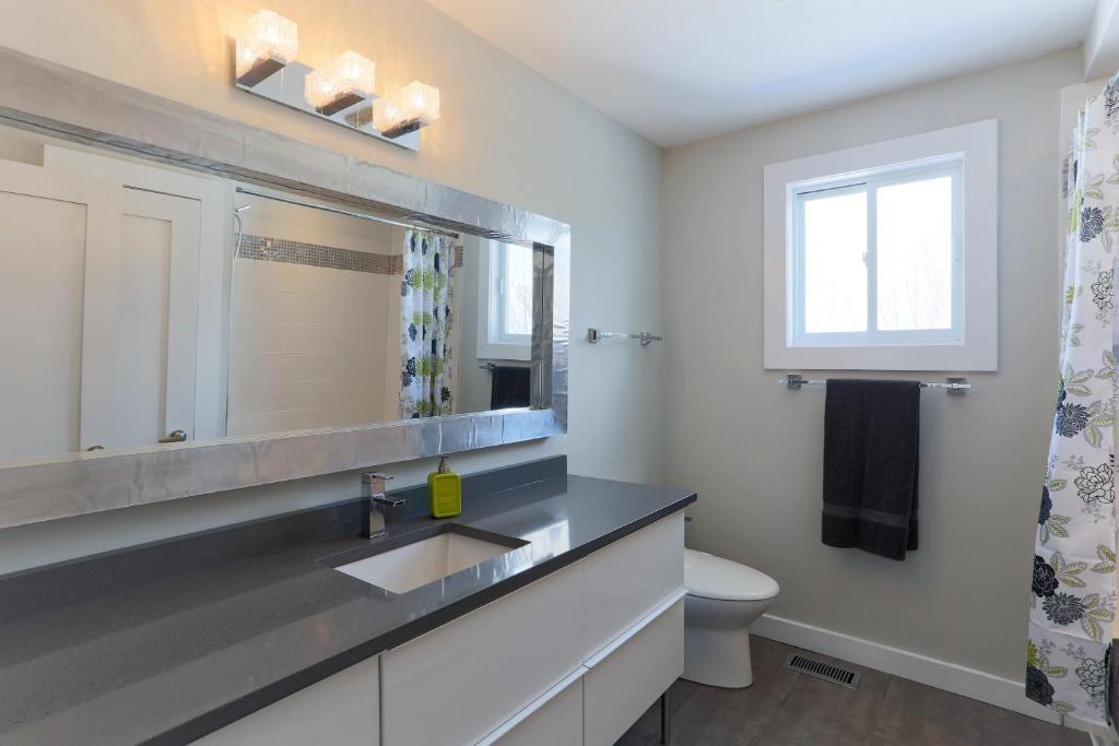 Boardwalk Homes - Executive Guest Rooms & Townhomes Kitchener Habitación foto